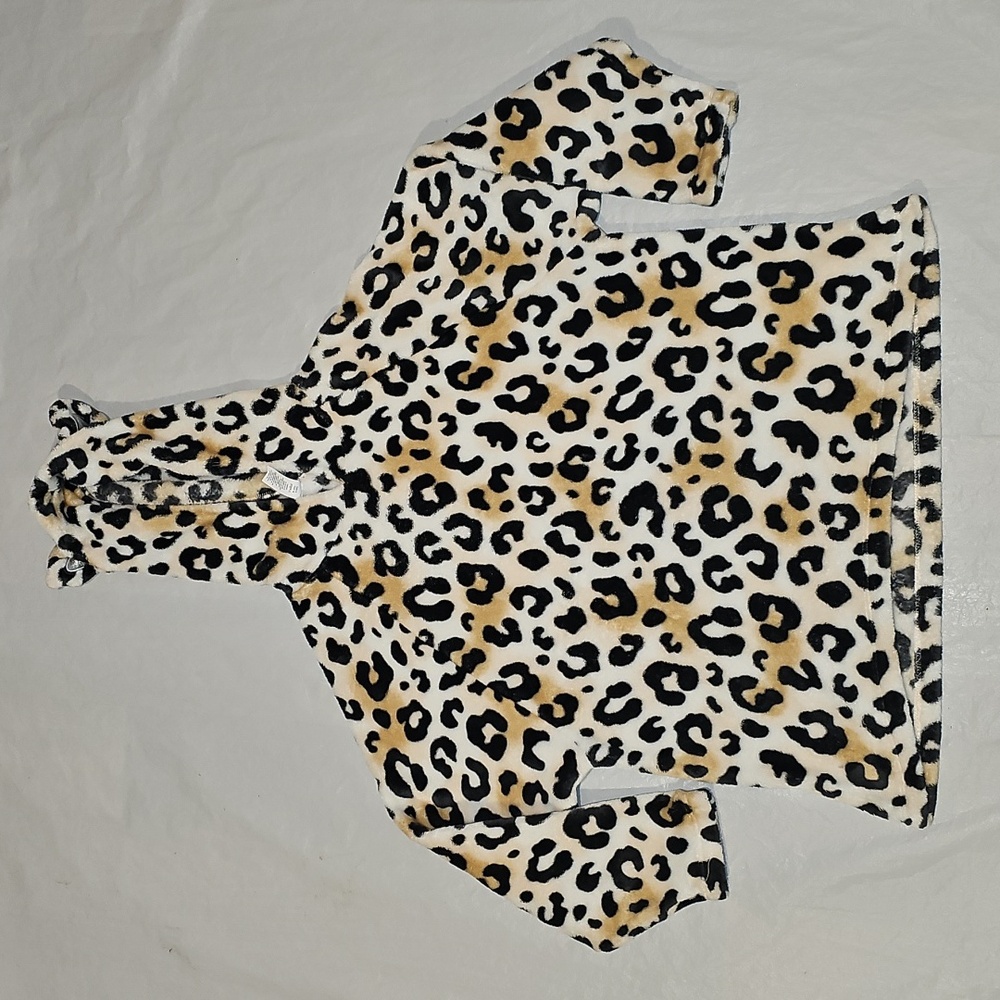Sleep Justice Girls size 14 Leopard Pattern Pullover Sleep Hoodie with Ears Used